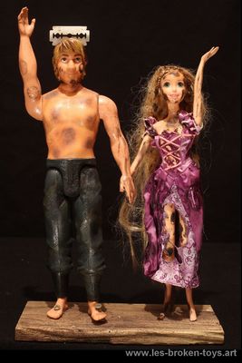 Happy couple Le rasoir d'Occam, création 2025, hauteur 36 cm